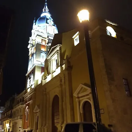 Calle De Las Damas Pensión